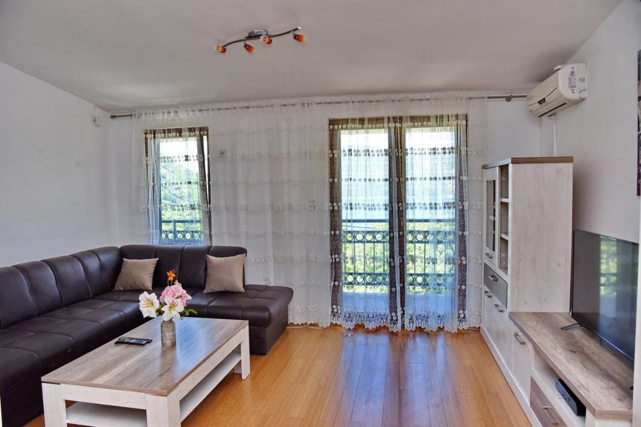 Апартаменты Villa Emilia Рисан-17
