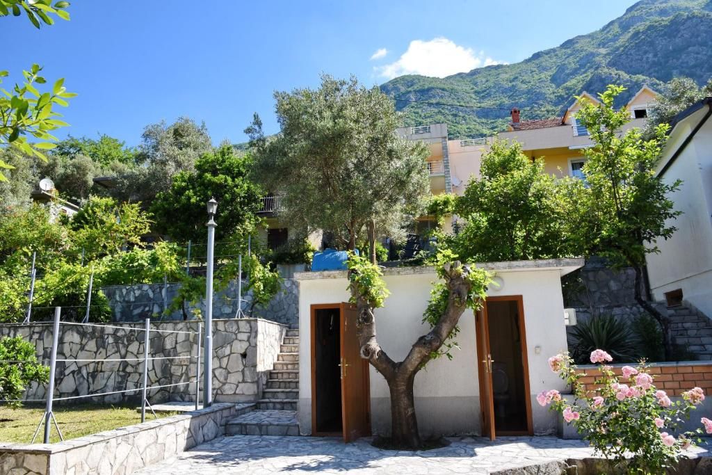 Апартаменты Villa Emilia Рисан