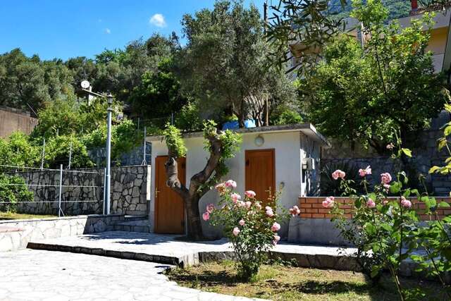 Апартаменты Villa Emilia Рисан-32