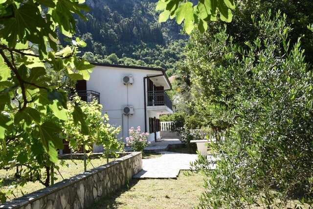 Апартаменты Villa Emilia Рисан-47
