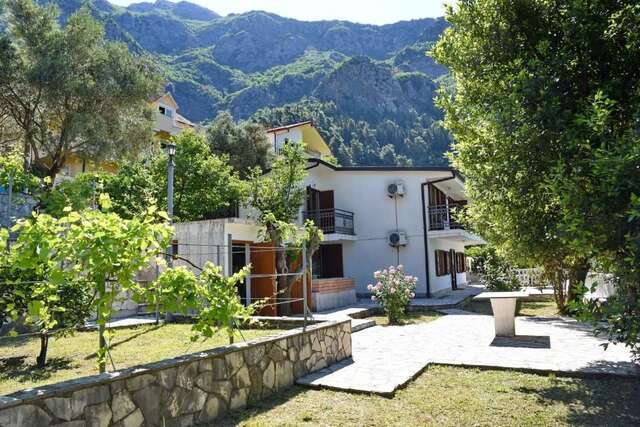 Апартаменты Villa Emilia Рисан-82